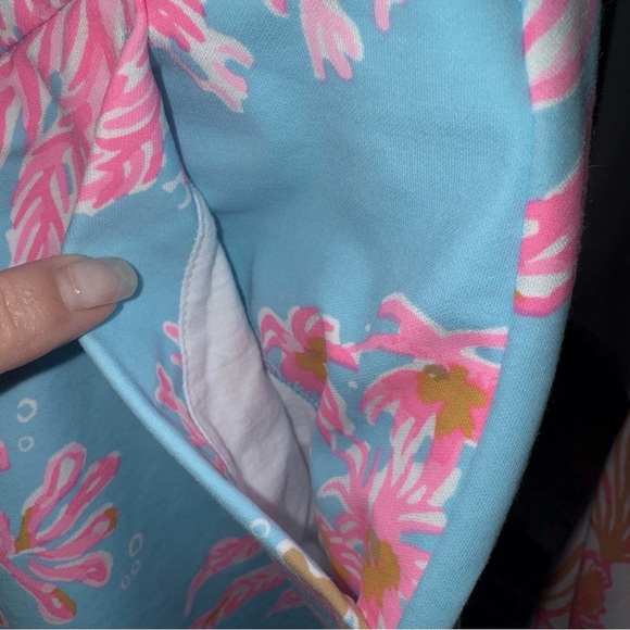 Lilly Pulitzer Natia 9” knit stretch shorts multi Royal coral women’s size 8 - Picture 6 of 9